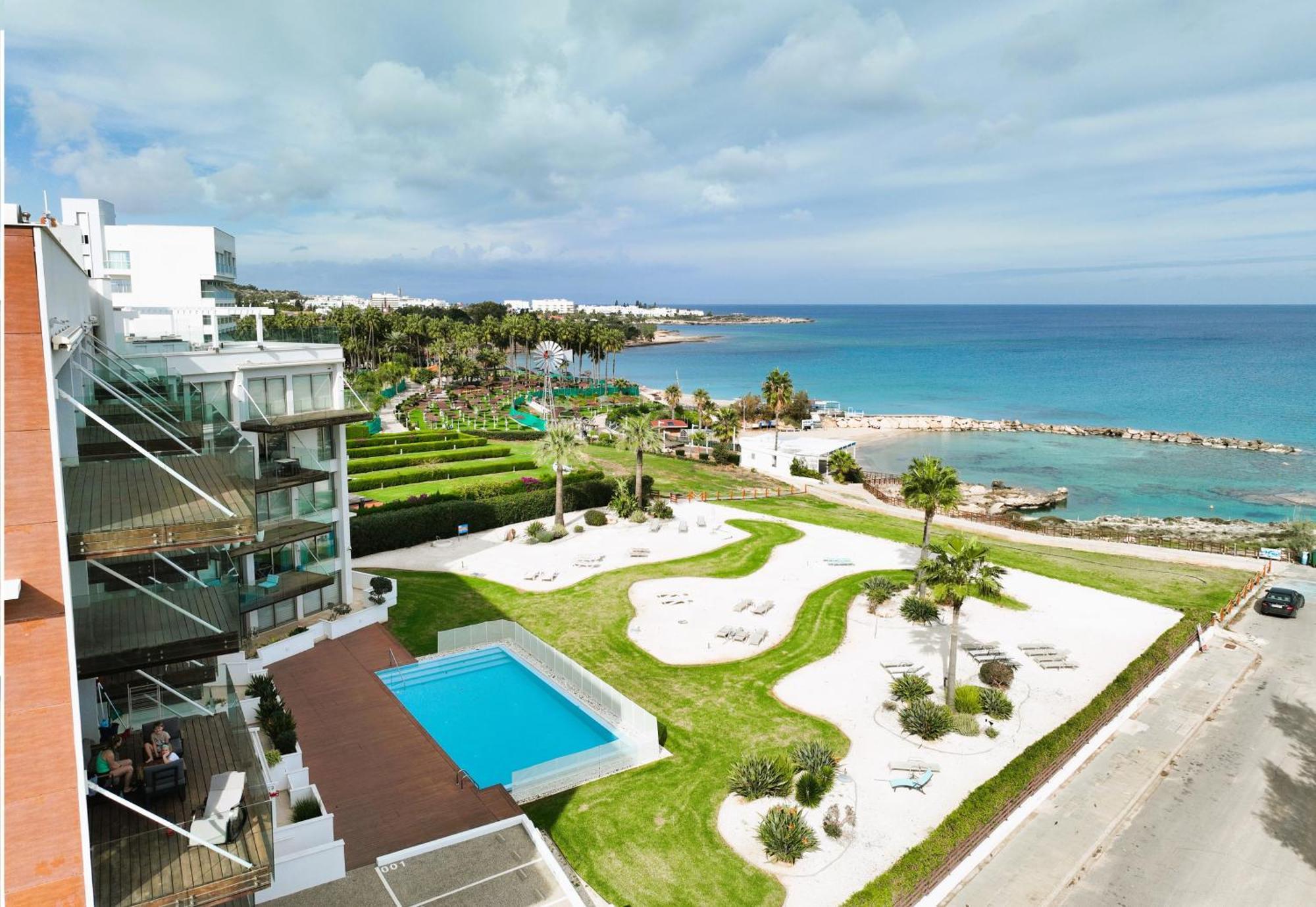 פרוטאראס Apartment Josephine - Beachfront מראה חיצוני תמונה